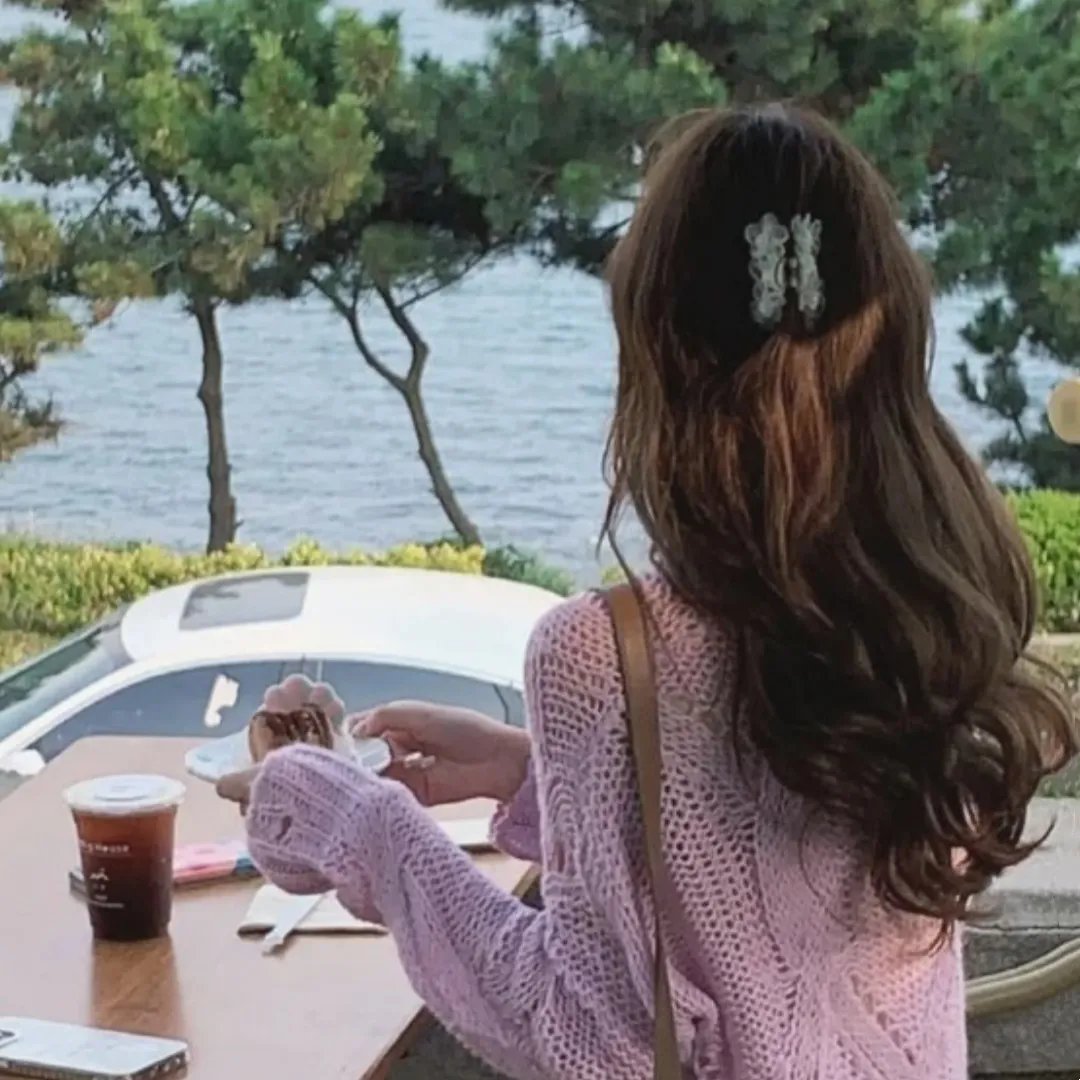 闪婚后顶流老公的马甲藏不住了